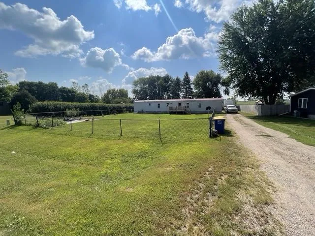 6086 Falcon Way Warsaw, MN 55087