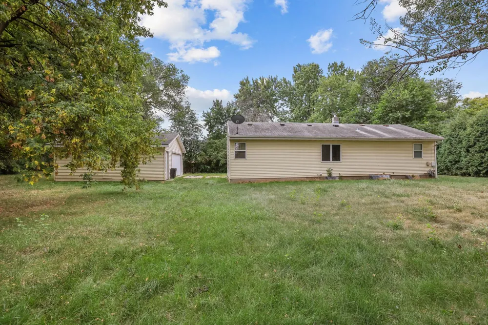 4653 Jackson Street NE Hilltop, MN 55421