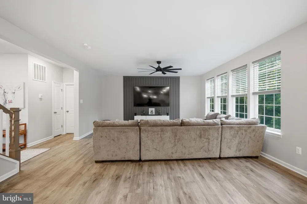 225 STARKEYS LANDING Shepherdstown, WV 25443