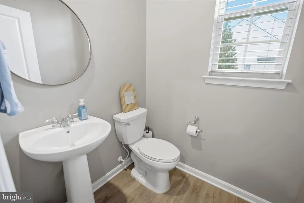 225 STARKEYS LANDING Shepherdstown, WV 25443