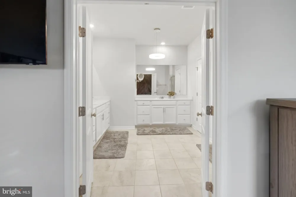 225 STARKEYS LANDING Shepherdstown, WV 25443
