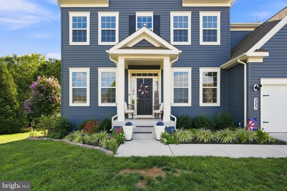 225 STARKEYS LANDING Shepherdstown, WV 25443