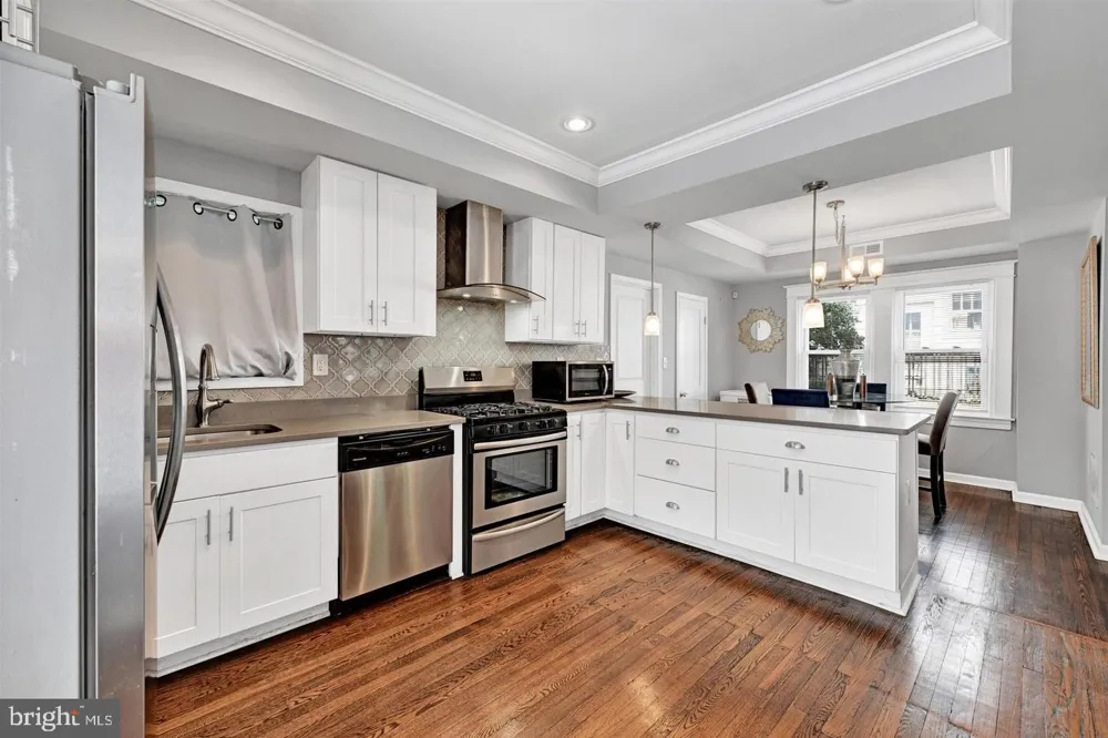 4806 HOLDER AVENUE Baltimore, MD 21214