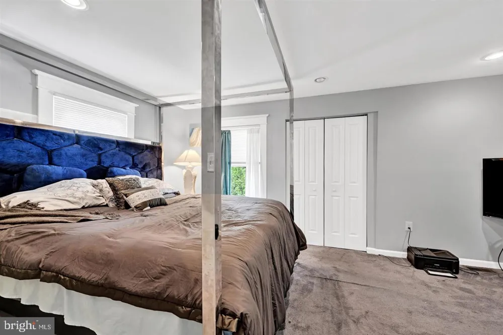 4806 HOLDER AVENUE Baltimore, MD 21214