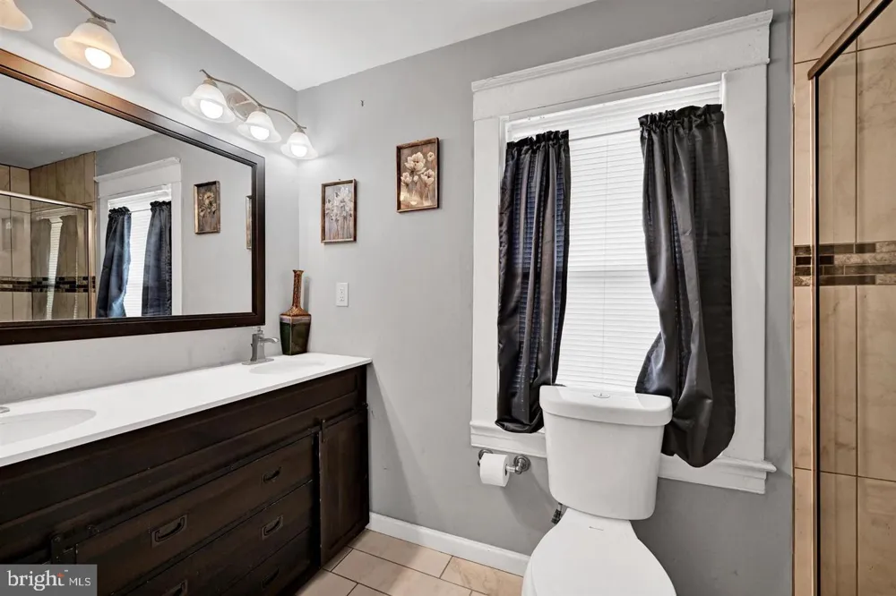 4806 HOLDER AVENUE Baltimore, MD 21214