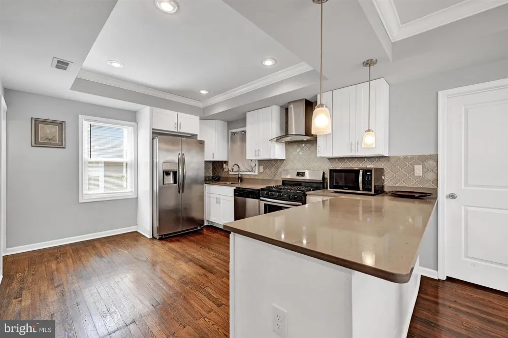 4806 HOLDER AVENUE Baltimore, MD 21214
