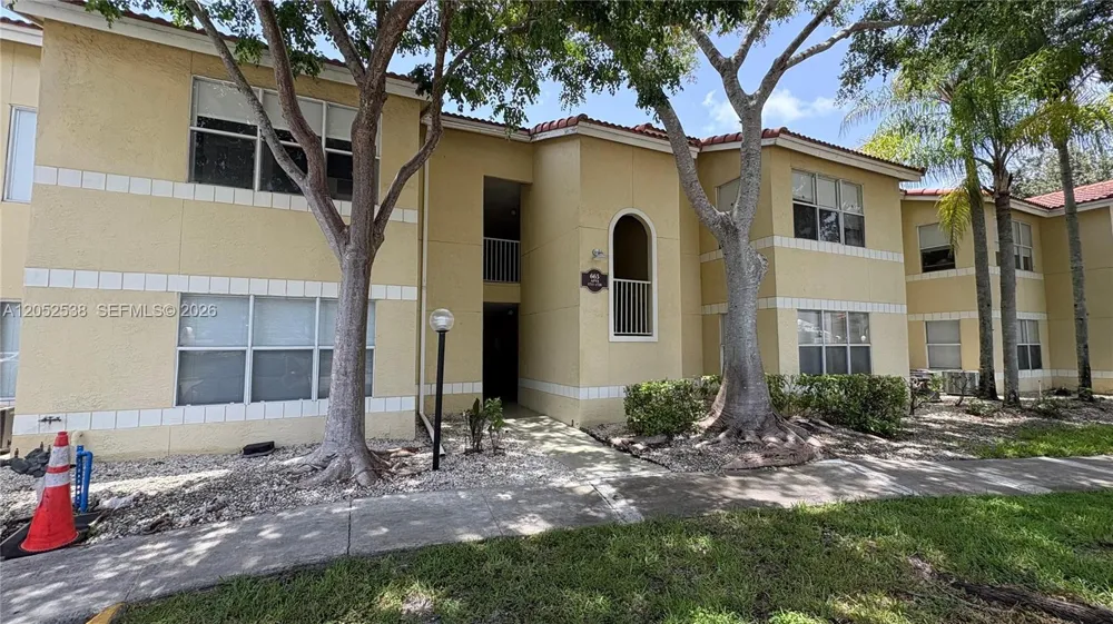 663 Vista Isles Dr #1715 Sunrise, FL 33325