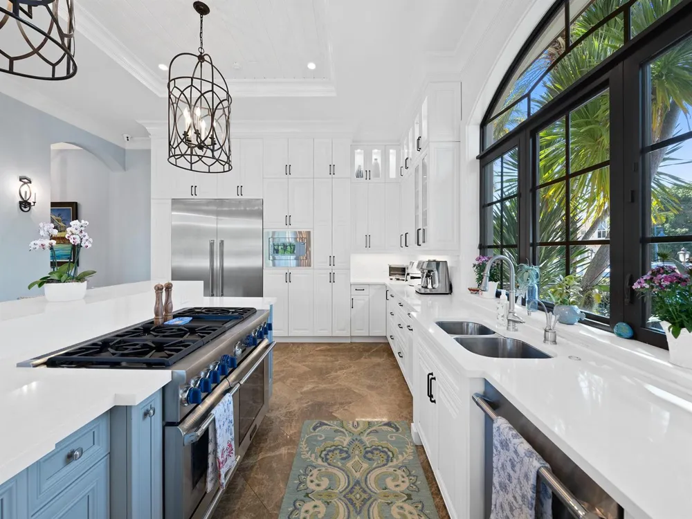 2319 NE 28TH STREET Lighthouse Point, FL 33064