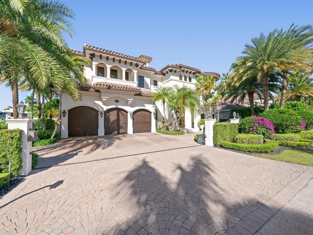 2319 NE 28TH STREET Lighthouse Point, FL 33064