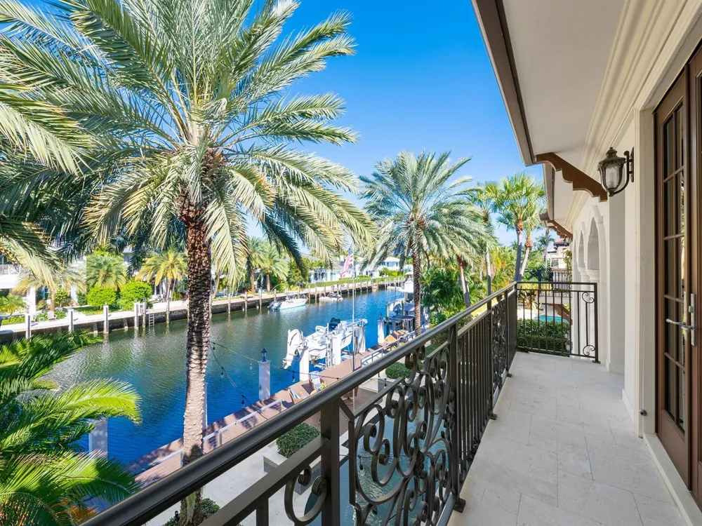 2319 NE 28TH STREET Lighthouse Point, FL 33064