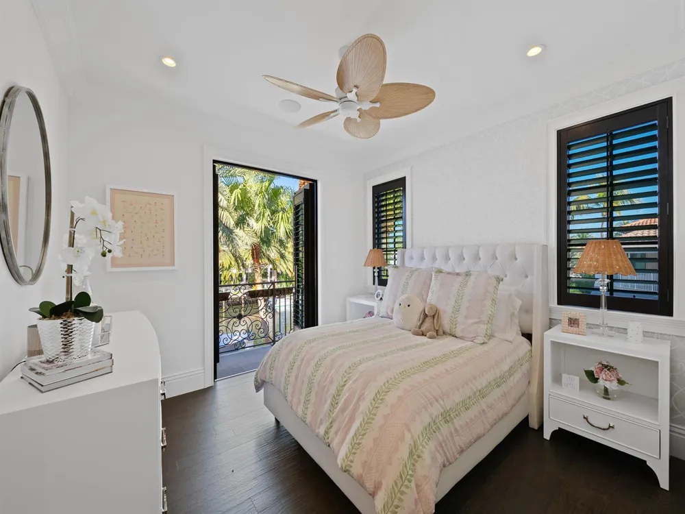 2319 NE 28TH STREET Lighthouse Point, FL 33064
