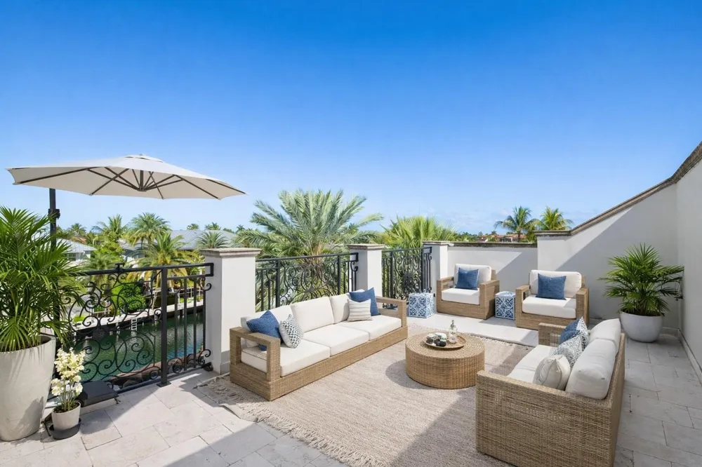 2319 NE 28TH STREET Lighthouse Point, FL 33064