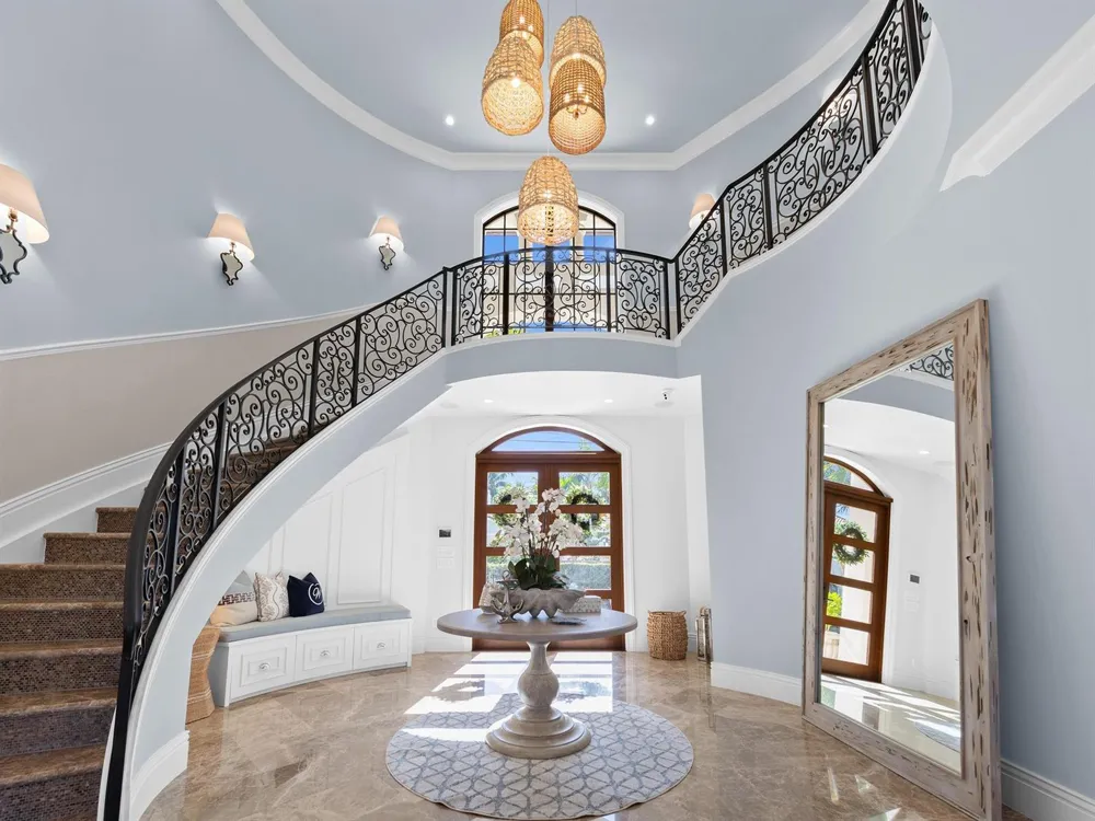 2319 NE 28TH STREET Lighthouse Point, FL 33064