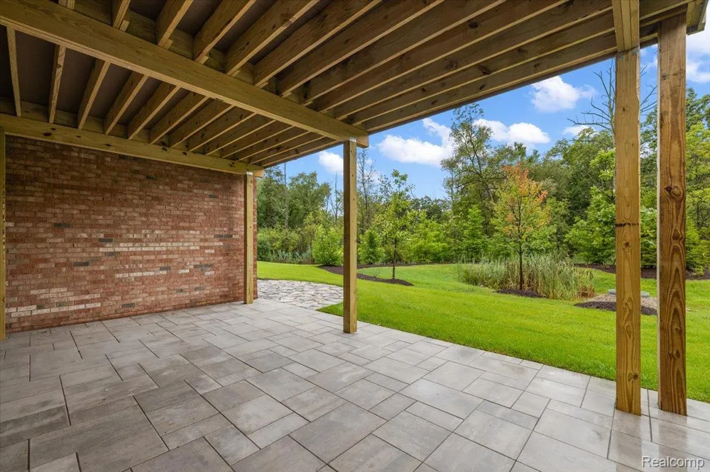 30809 E Franklin Hills Court E #8 Farmington Hills City, MI 48334