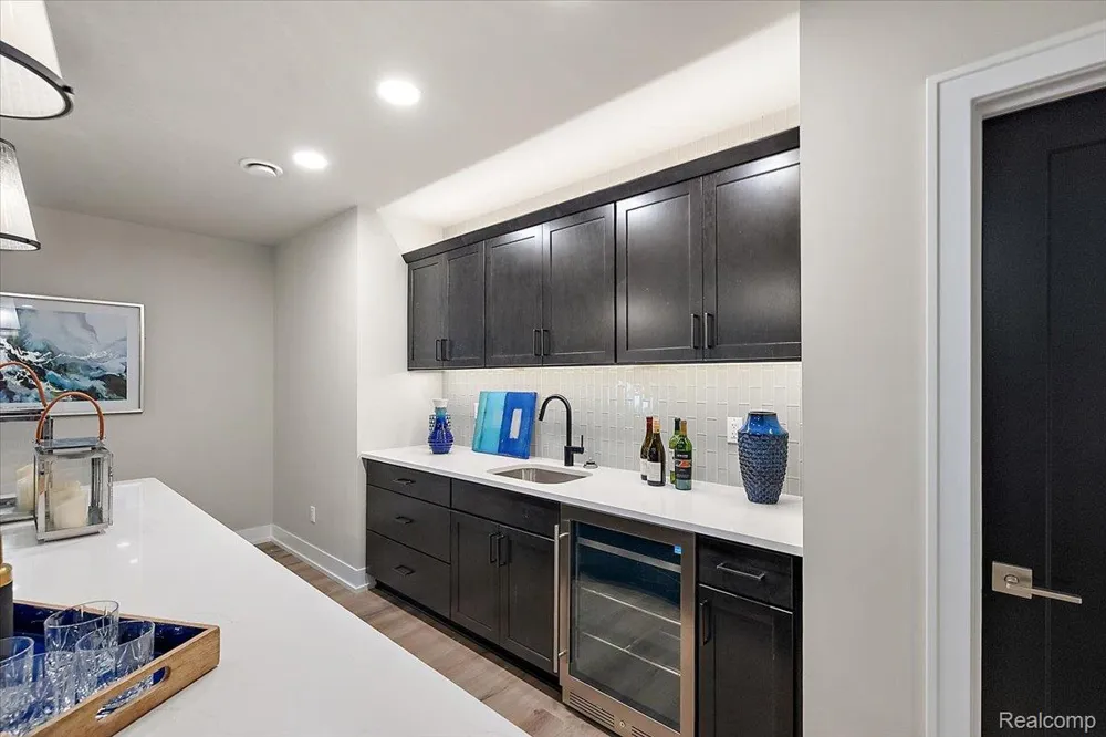 30809 E Franklin Hills Court E #8 Farmington Hills City, MI 48334