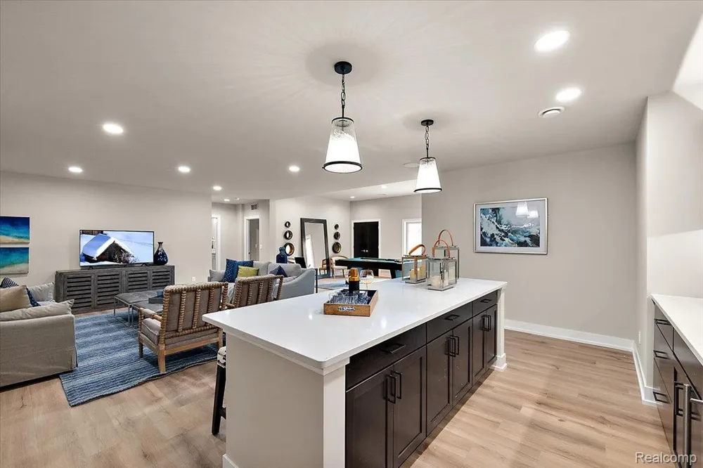 30809 E Franklin Hills Court E #8 Farmington Hills City, MI 48334
