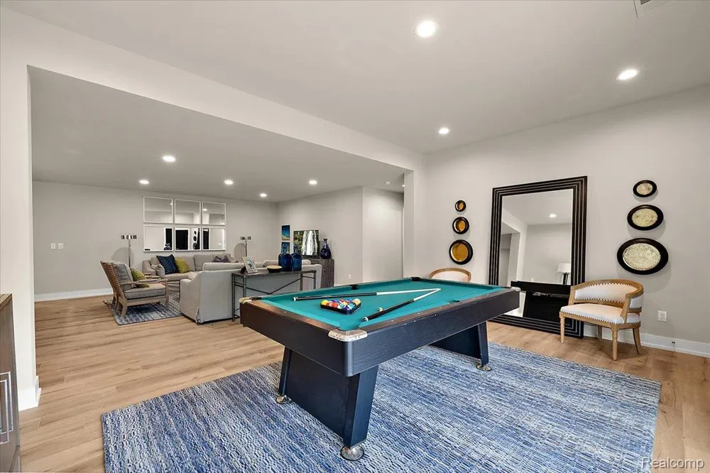 30809 E Franklin Hills Court E #8 Farmington Hills City, MI 48334