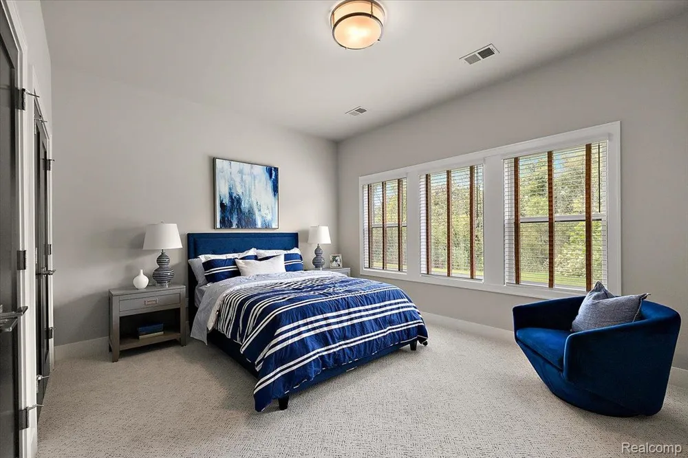 30809 E Franklin Hills Court E #8 Farmington Hills City, MI 48334