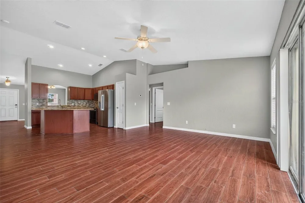120 CAPTAIN HOOK WAY Davenport, FL 33837