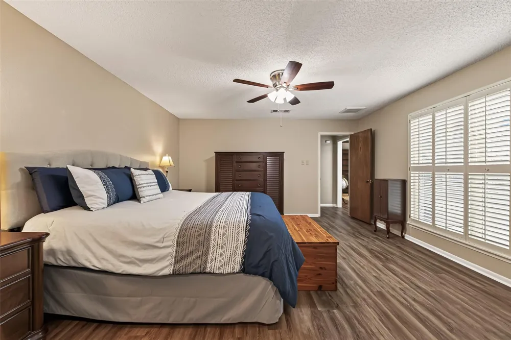 16431 Larkfield Drive Houston, TX 77059