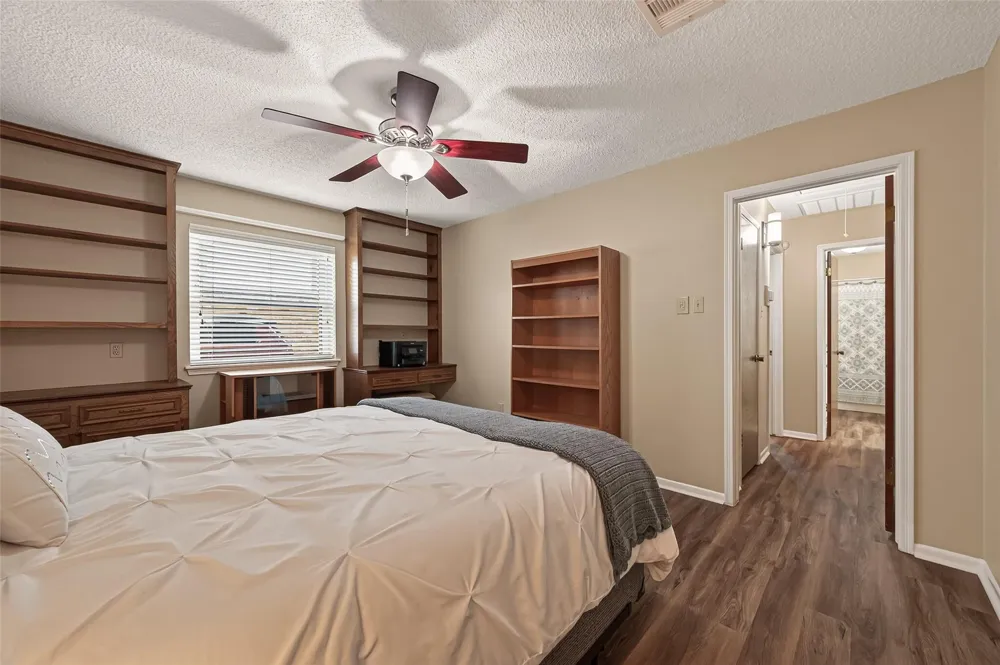 16431 Larkfield Drive Houston, TX 77059