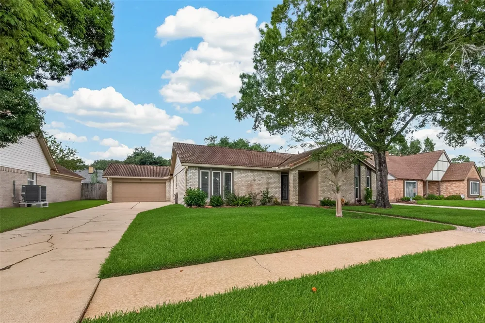16431 Larkfield Drive Houston, TX 77059
