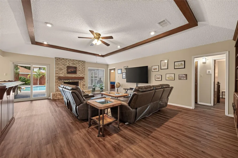 16431 Larkfield Drive Houston, TX 77059