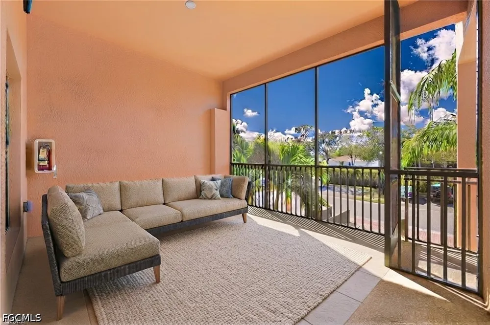 Julias Way #1224 Fort Myers, FL 33919