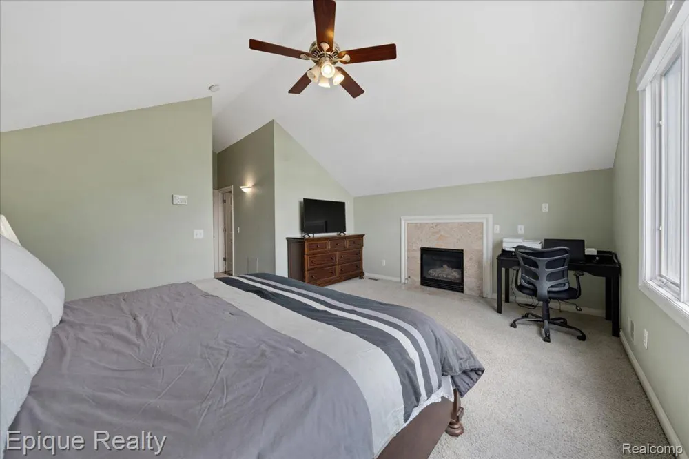 395 Indianwood Road Orion Charter Township, MI 48362