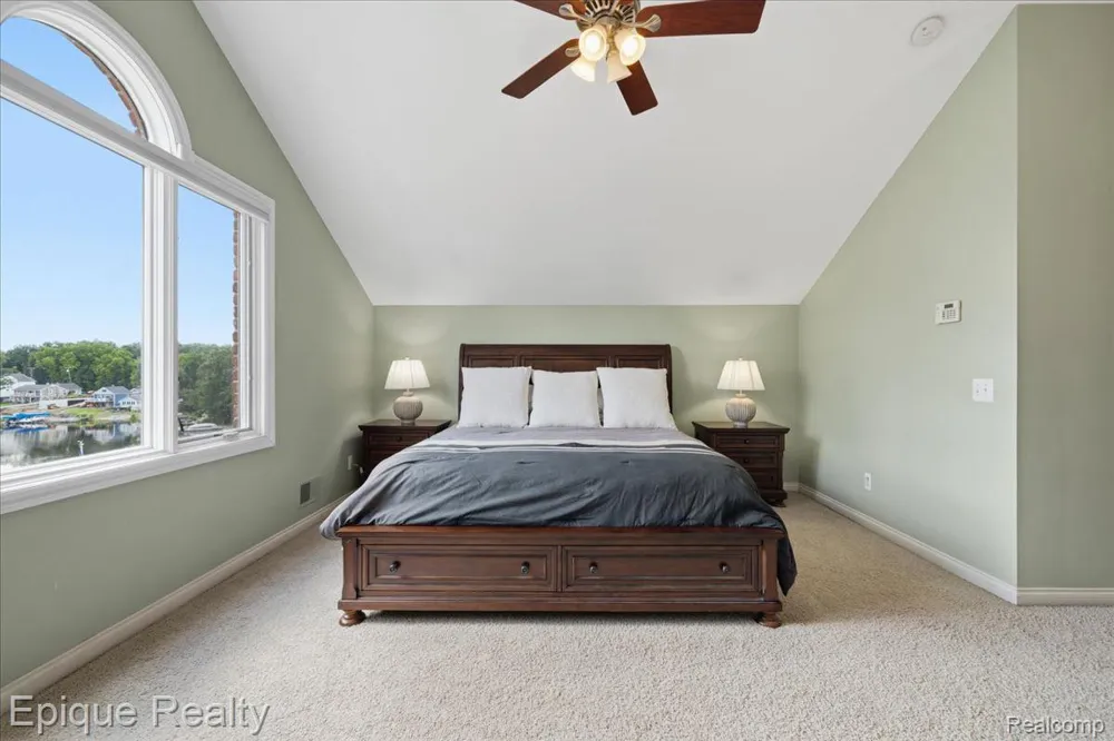 395 Indianwood Road Orion Charter Township, MI 48362