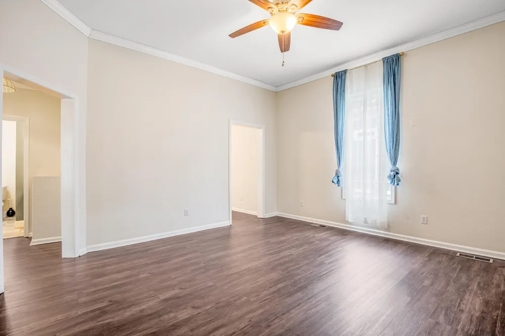 2011 E 13th Street Chattanooga, TN 37404