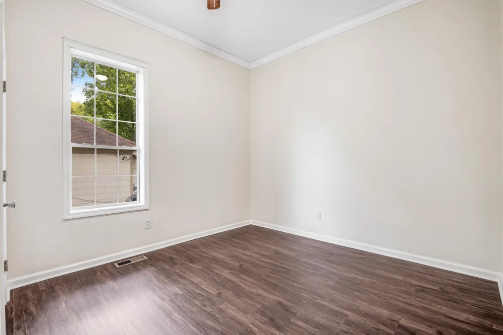 2011 E 13th Street Chattanooga, TN 37404