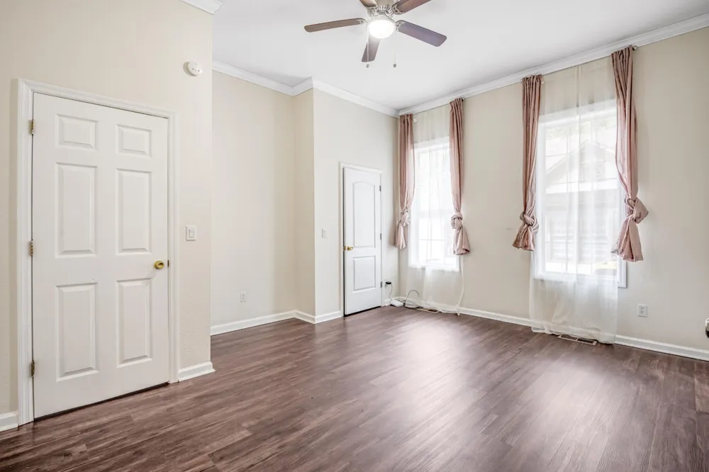 2011 E 13th Street Chattanooga, TN 37404