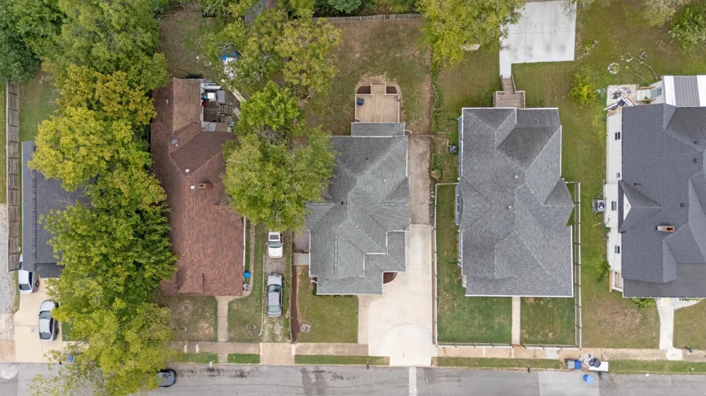 2011 E 13th Street Chattanooga, TN 37404