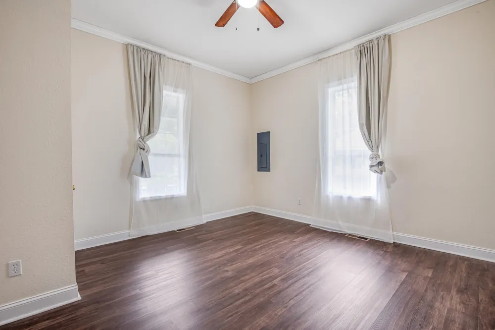 2011 E 13th Street Chattanooga, TN 37404