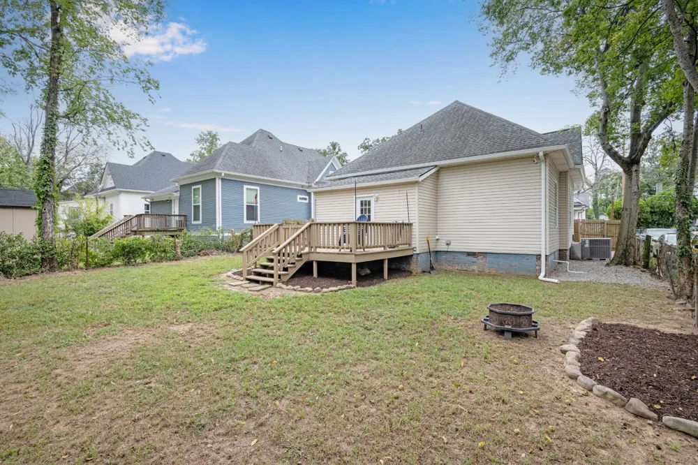 2011 E 13th Street Chattanooga, TN 37404