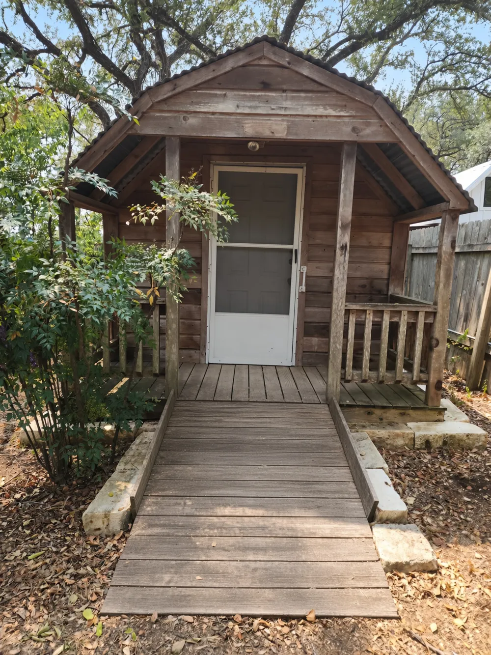 15 Las Flores Drive Wimberley, TX 78676