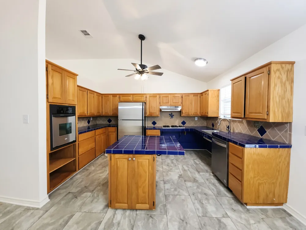 15 Las Flores Drive Wimberley, TX 78676