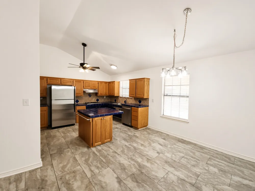 15 Las Flores Drive Wimberley, TX 78676