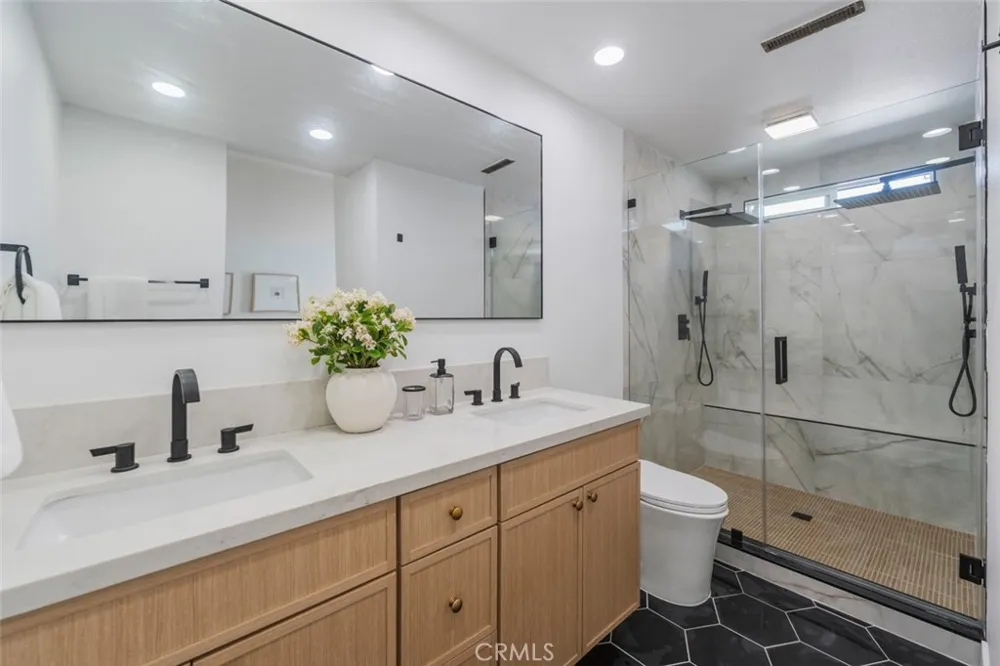 518 19th Huntington Beach, CA 92648