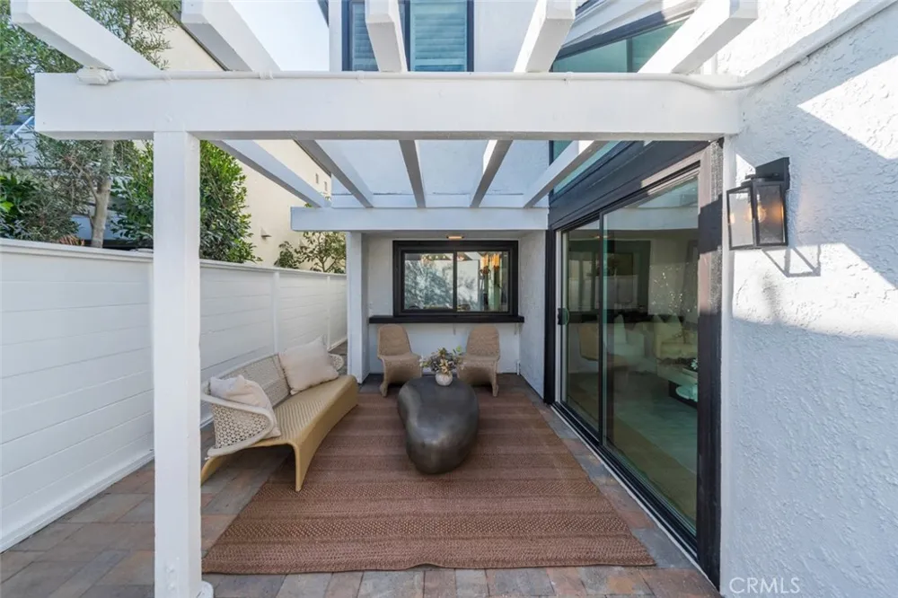 518 19th Huntington Beach, CA 92648