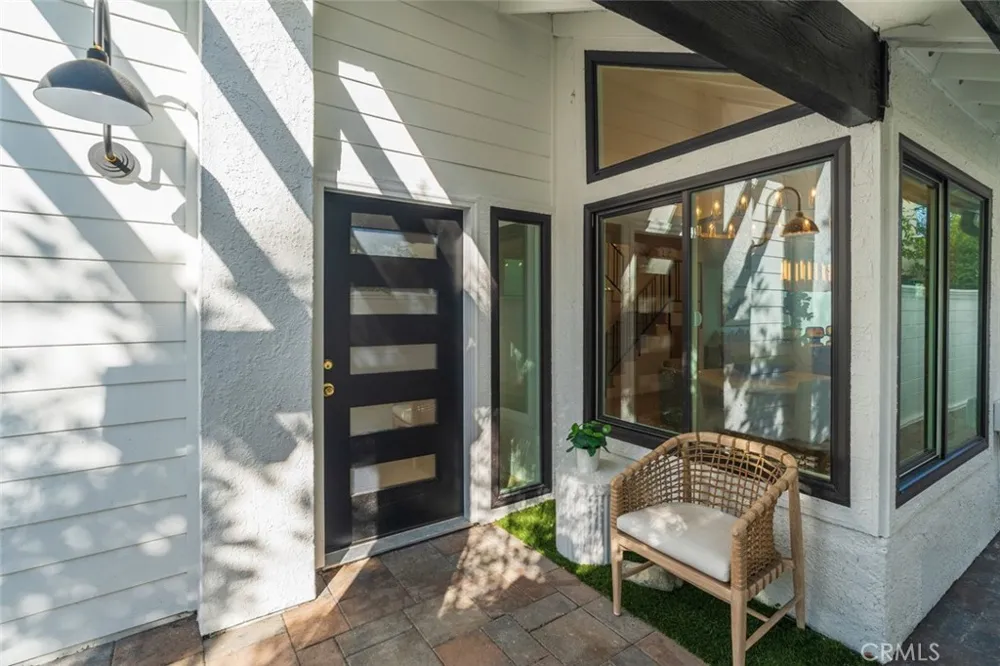 518 19th Huntington Beach, CA 92648