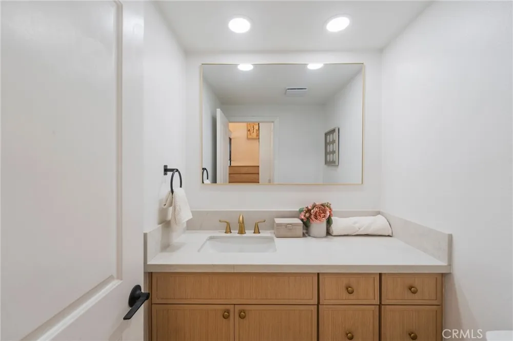 518 19th Huntington Beach, CA 92648