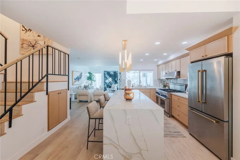 518 19th Huntington Beach, CA 92648