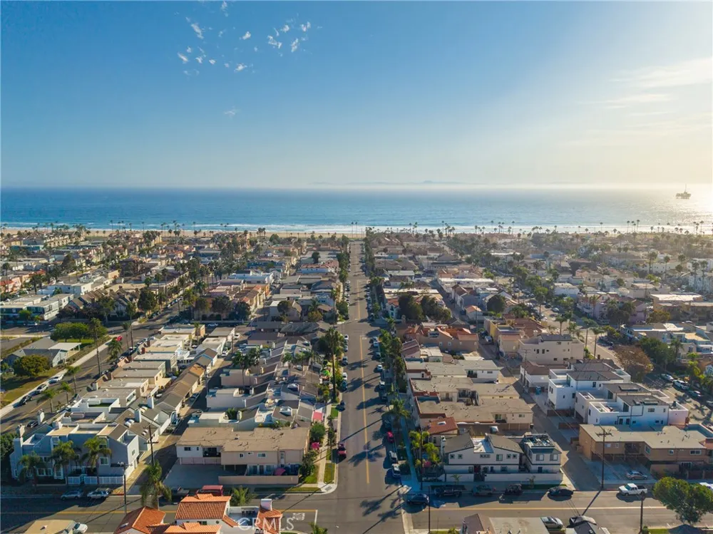 518 19th Huntington Beach, CA 92648