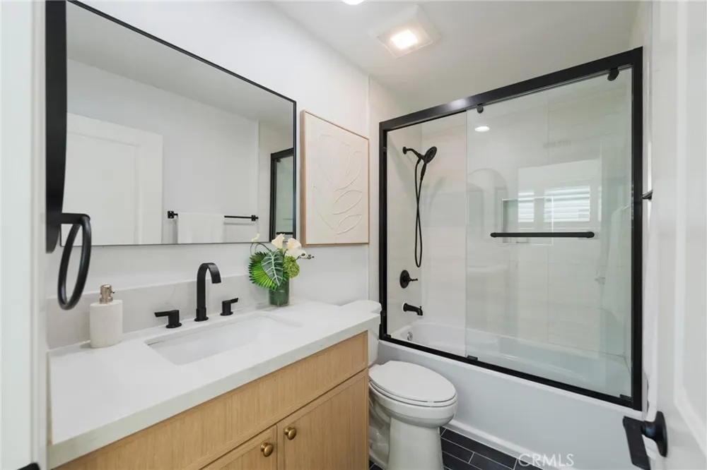 518 19th Huntington Beach, CA 92648