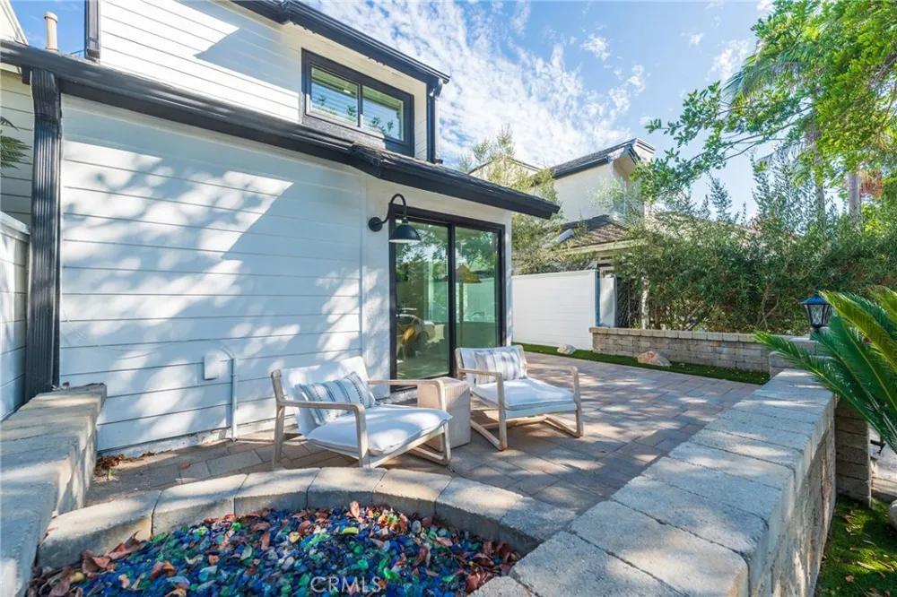 518 19th Huntington Beach, CA 92648
