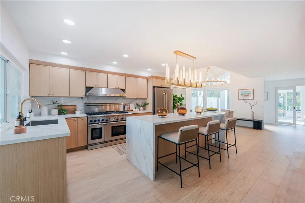 518 19th Huntington Beach, CA 92648