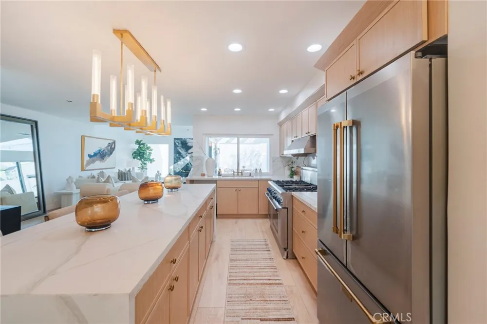518 19th Huntington Beach, CA 92648