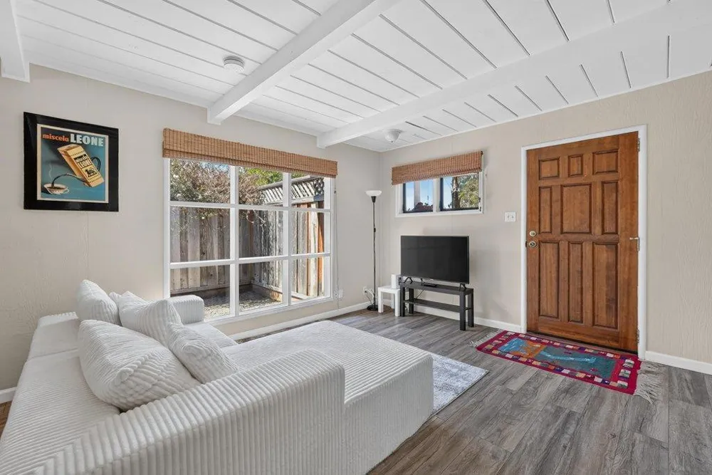 523 Maple Street Aptos, CA 95003